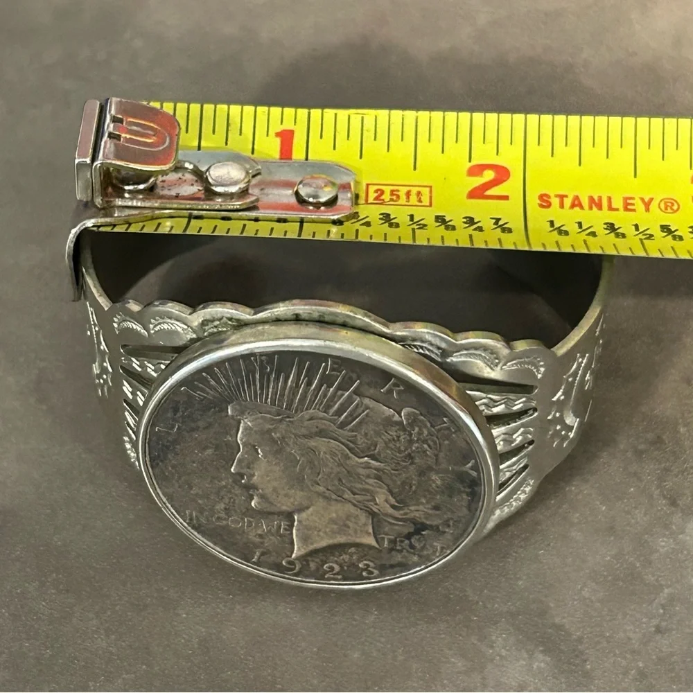 Vtg Antique Fred Harvey Era Navajo-Silver Cuff bracelet, 1923 US Peace Dollar - Picture 10 of 15